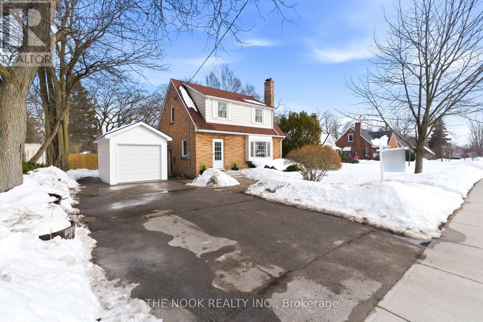 126 ABBOTT BOULEVARD