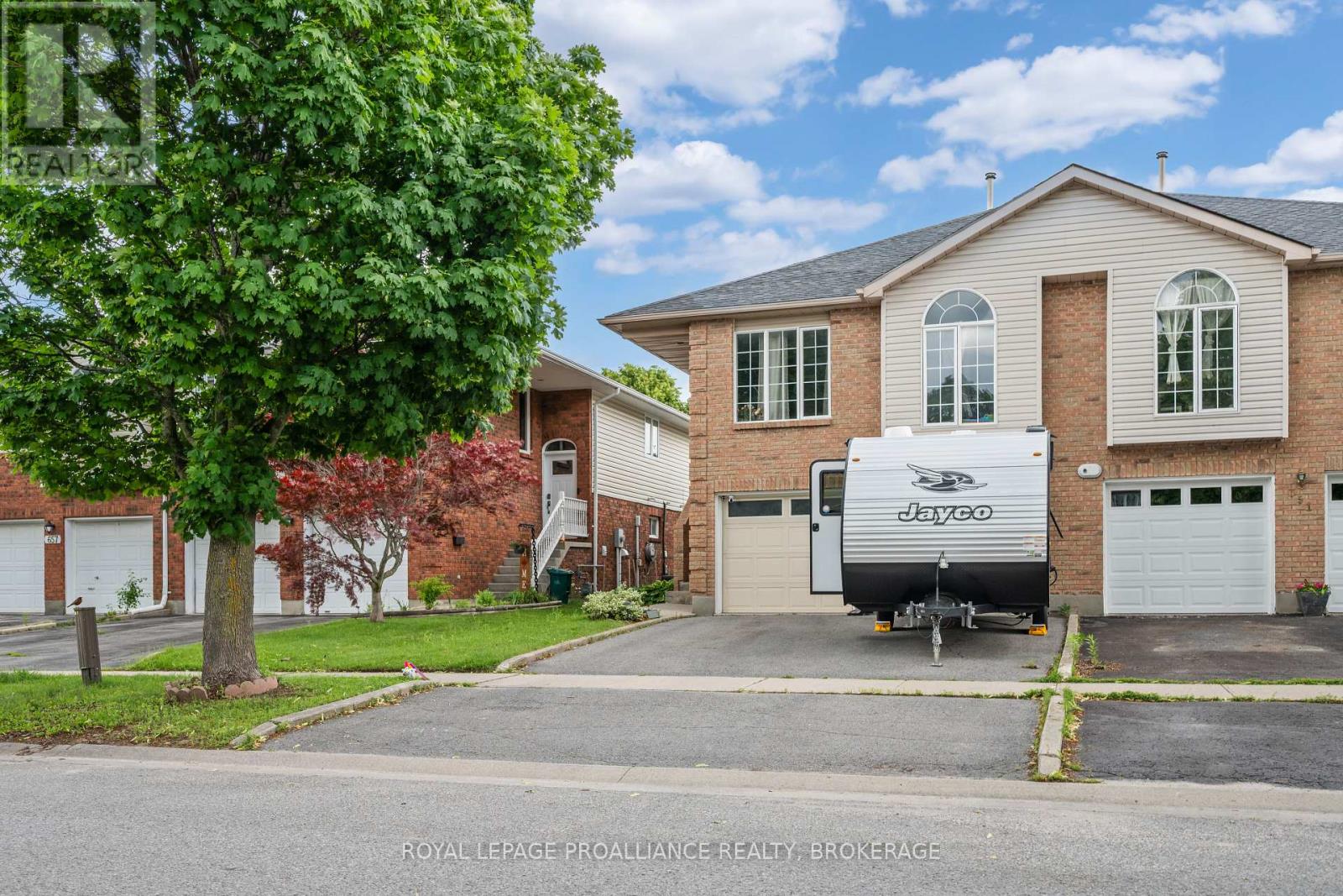653 BARNSLEY CRESCENT