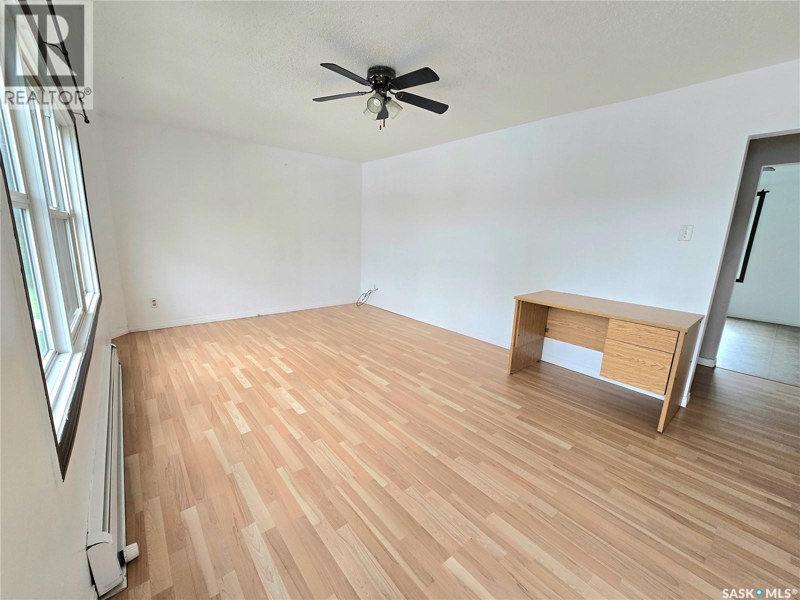 20 210 Camponi PLACE