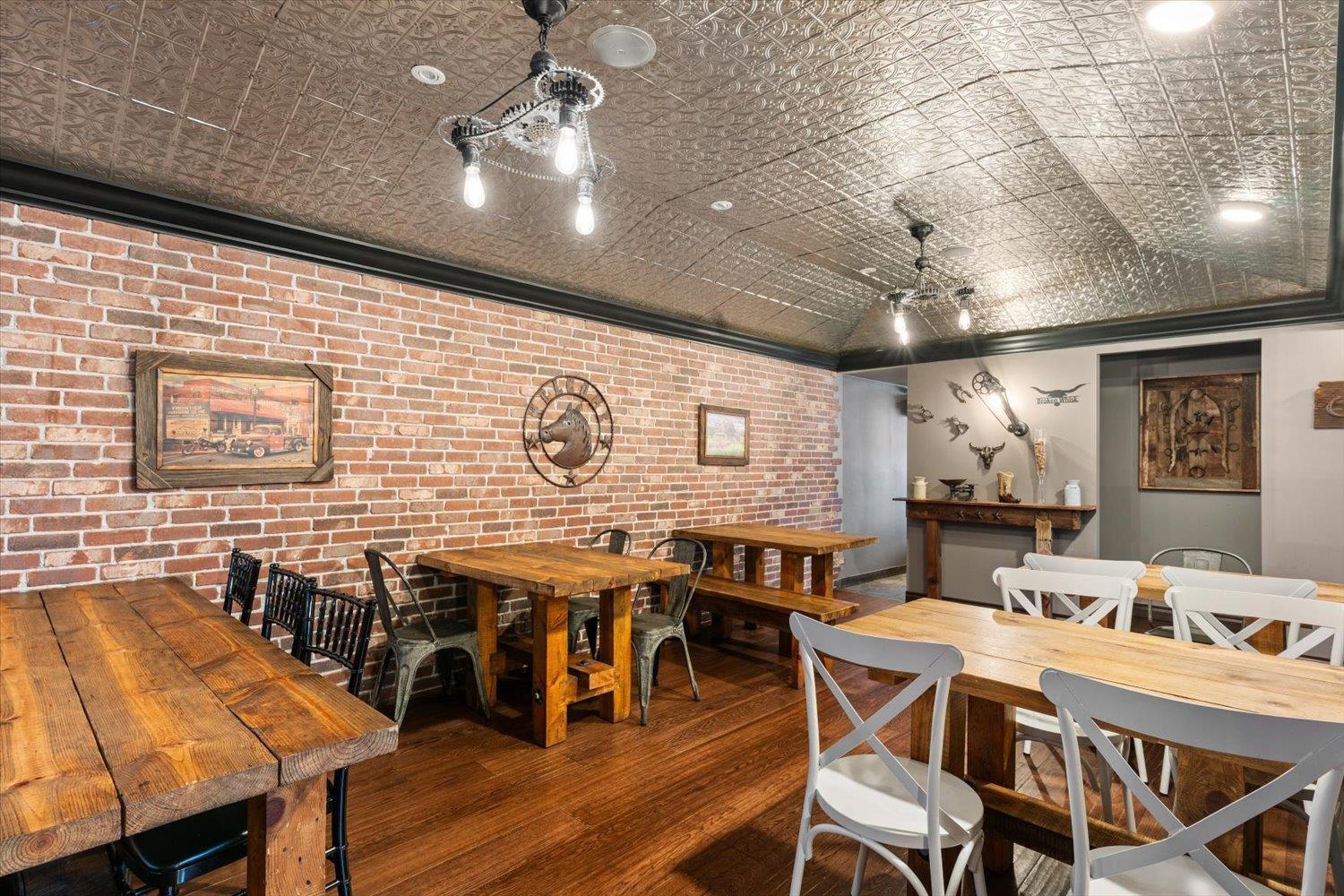 7205 PIONEER AVENUE|Agassiz