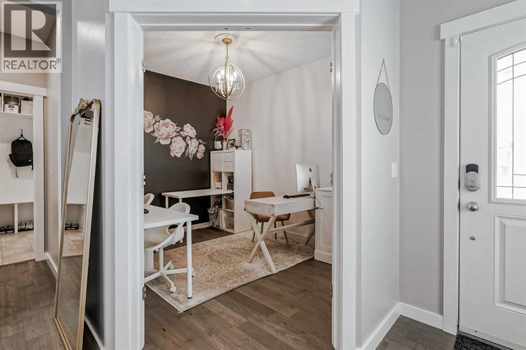 91 Nolanfield Court NW