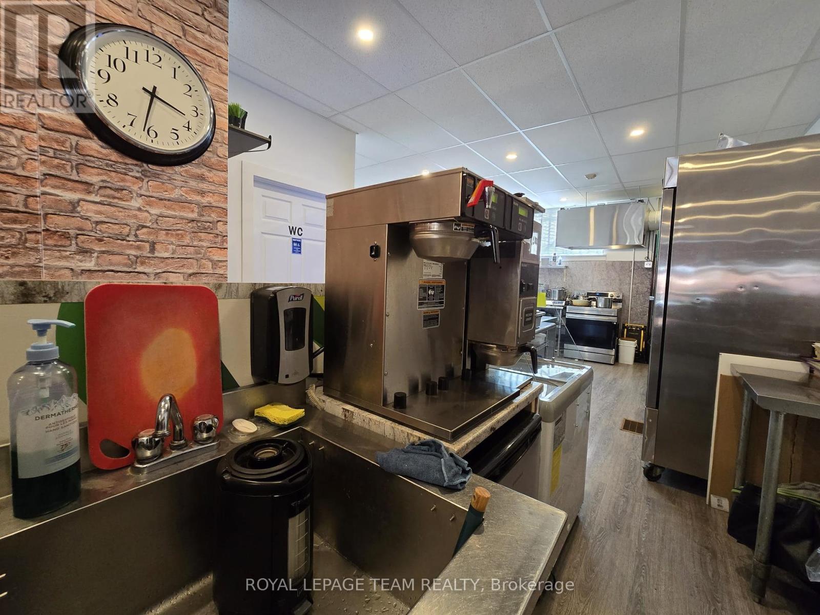 274 ELGIN STREET