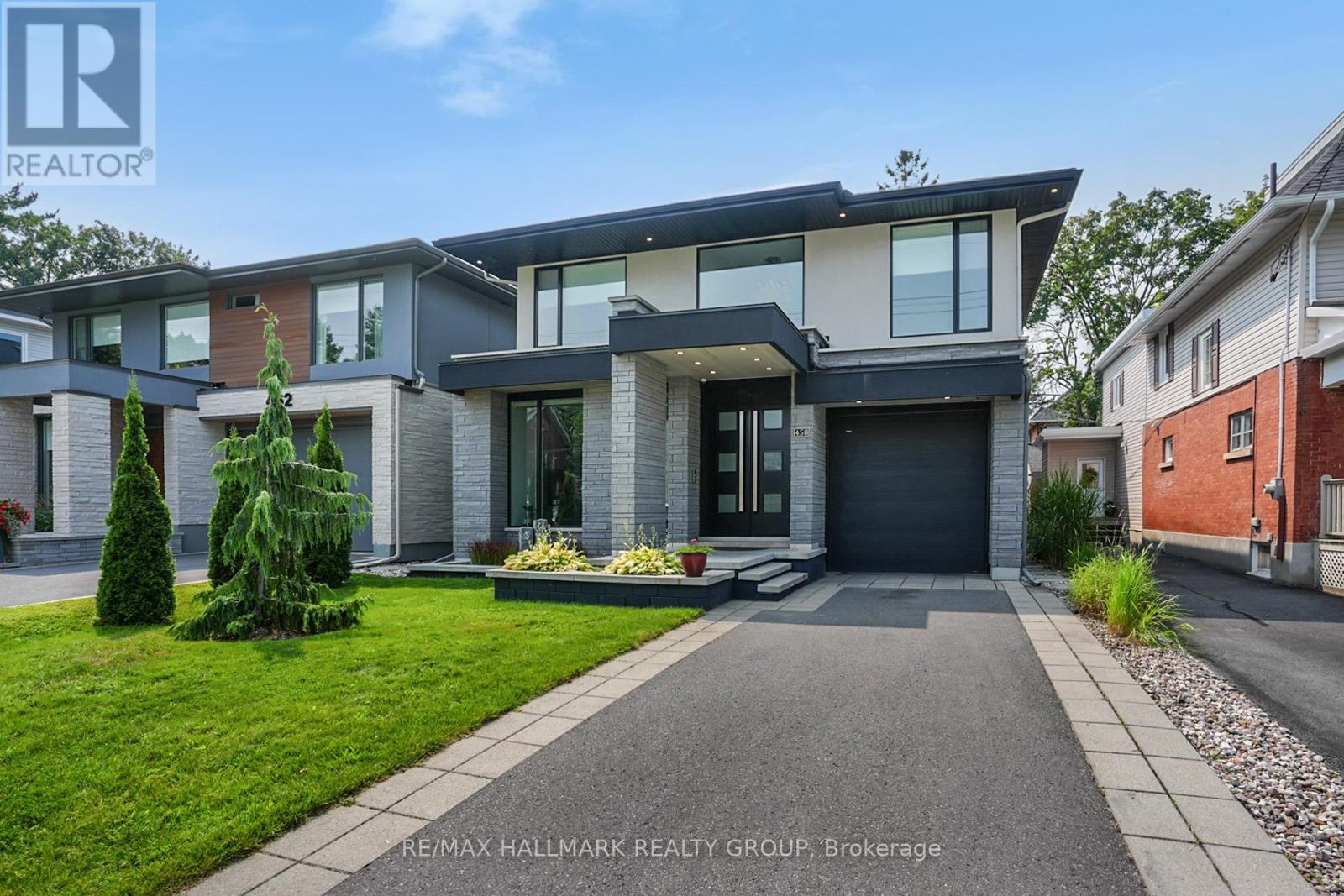 458 TWEEDSMUIR AVENUE