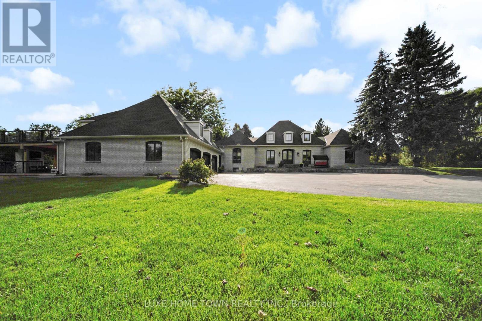 7038 GUELPH LINE