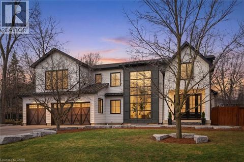 136 ROCKCLIFFE Road Waterdown ON L9H7H3