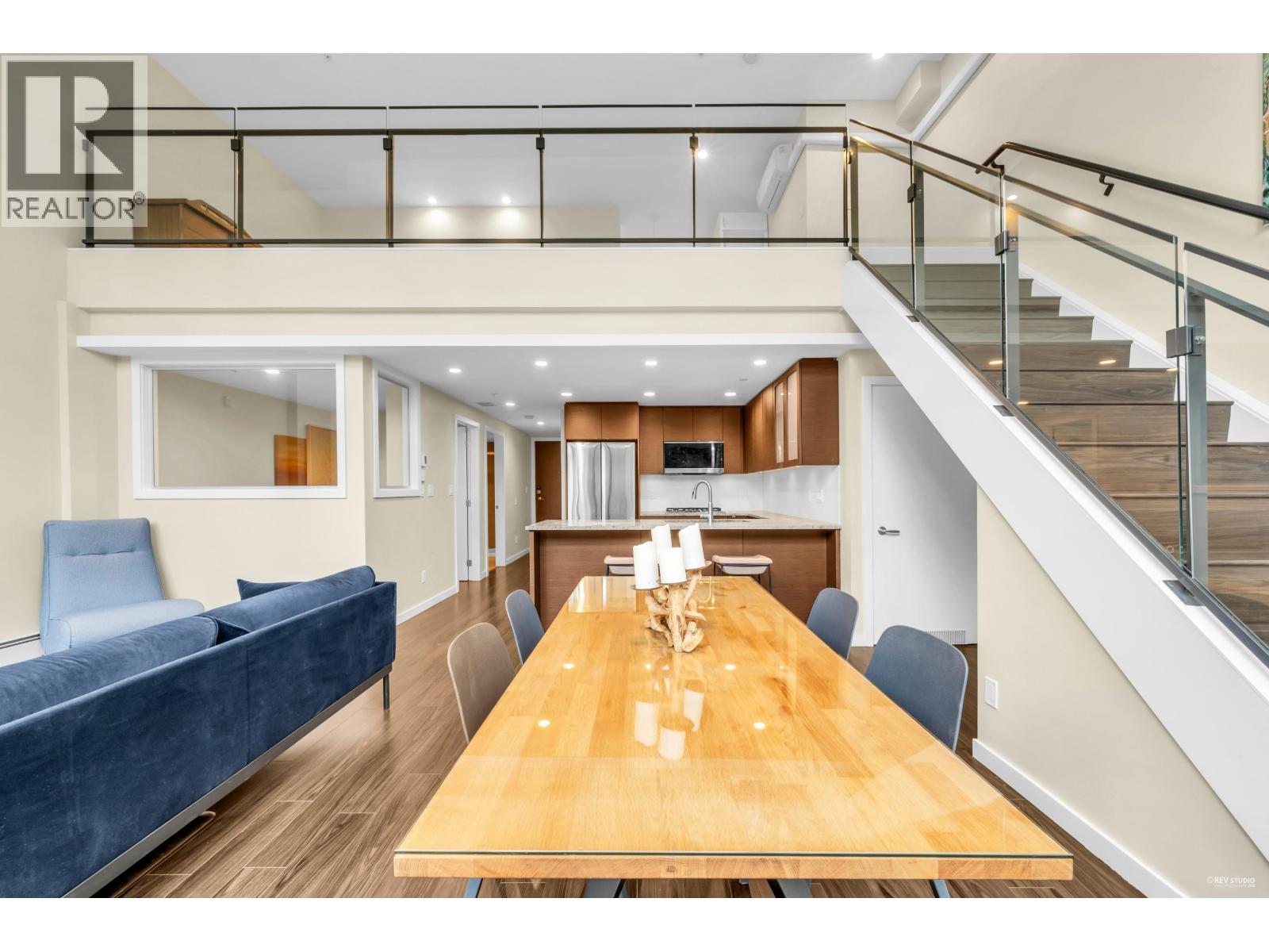 103 6311 CAMBIE STREET