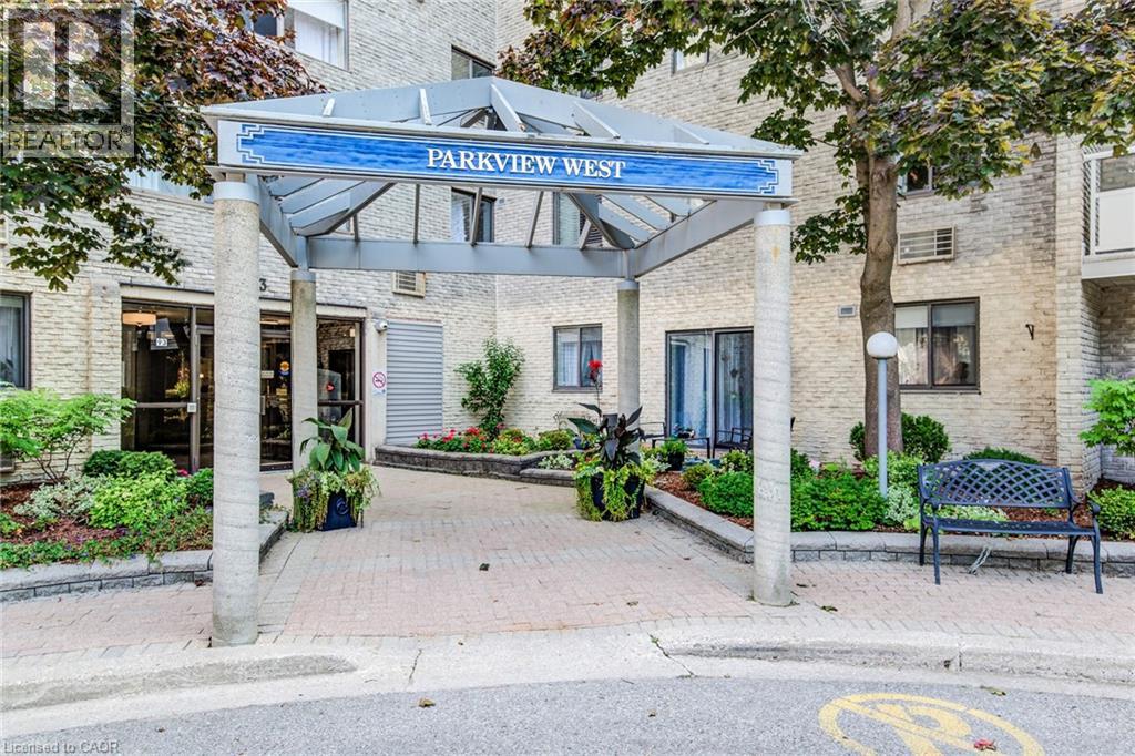 93 WESTWOOD Road Unit# 206