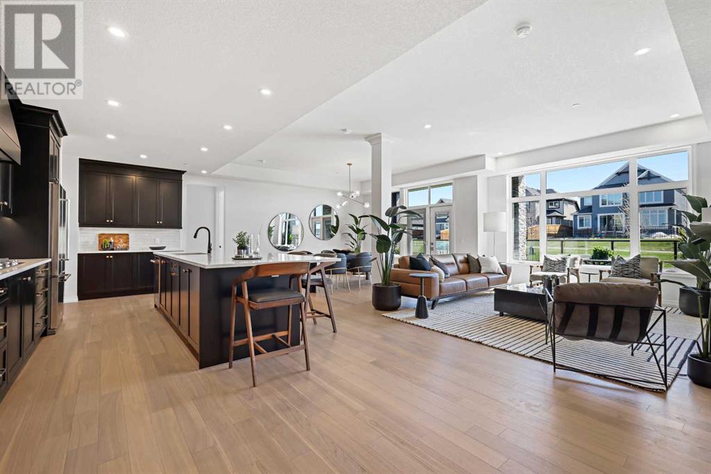 101, 120 Marina Cove SE