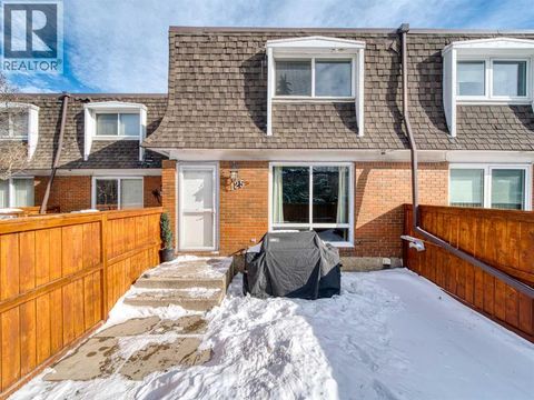 125, 330 Canterbury Drive SW Calgary AB T2W1H6