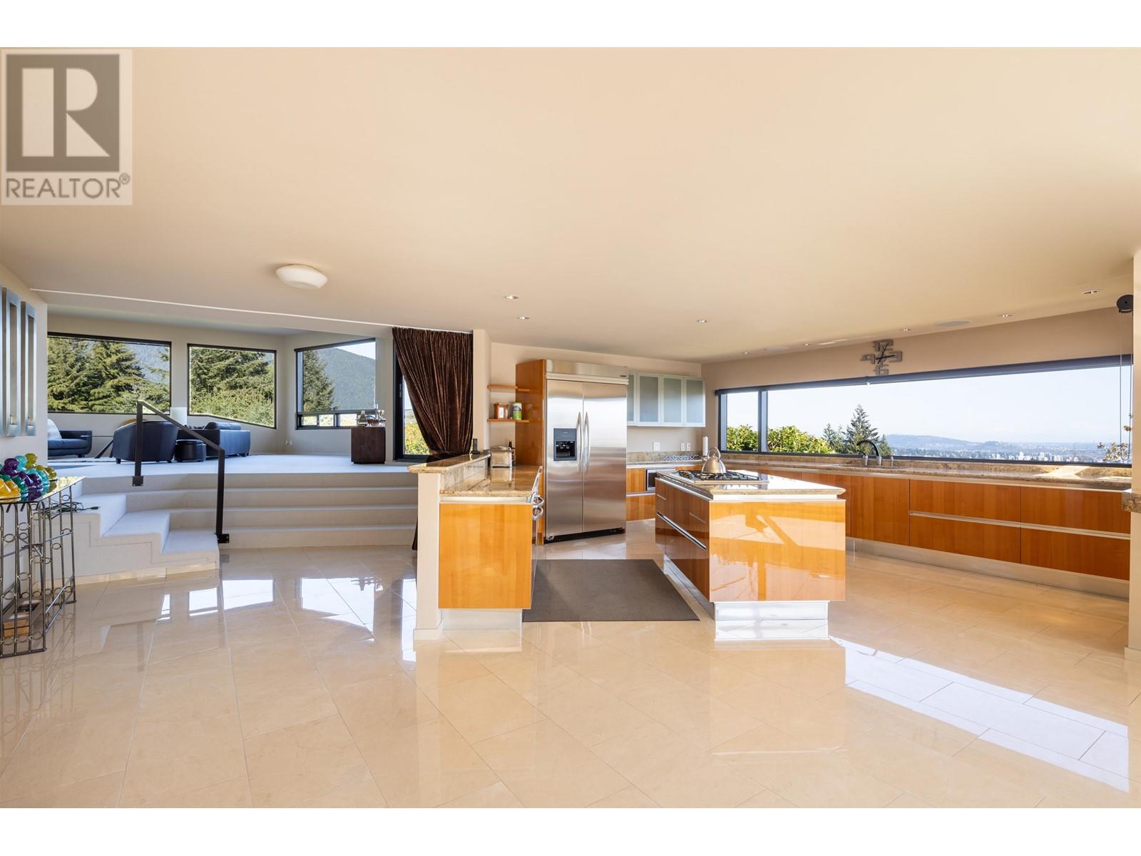 1109 HILLSIDE ROAD