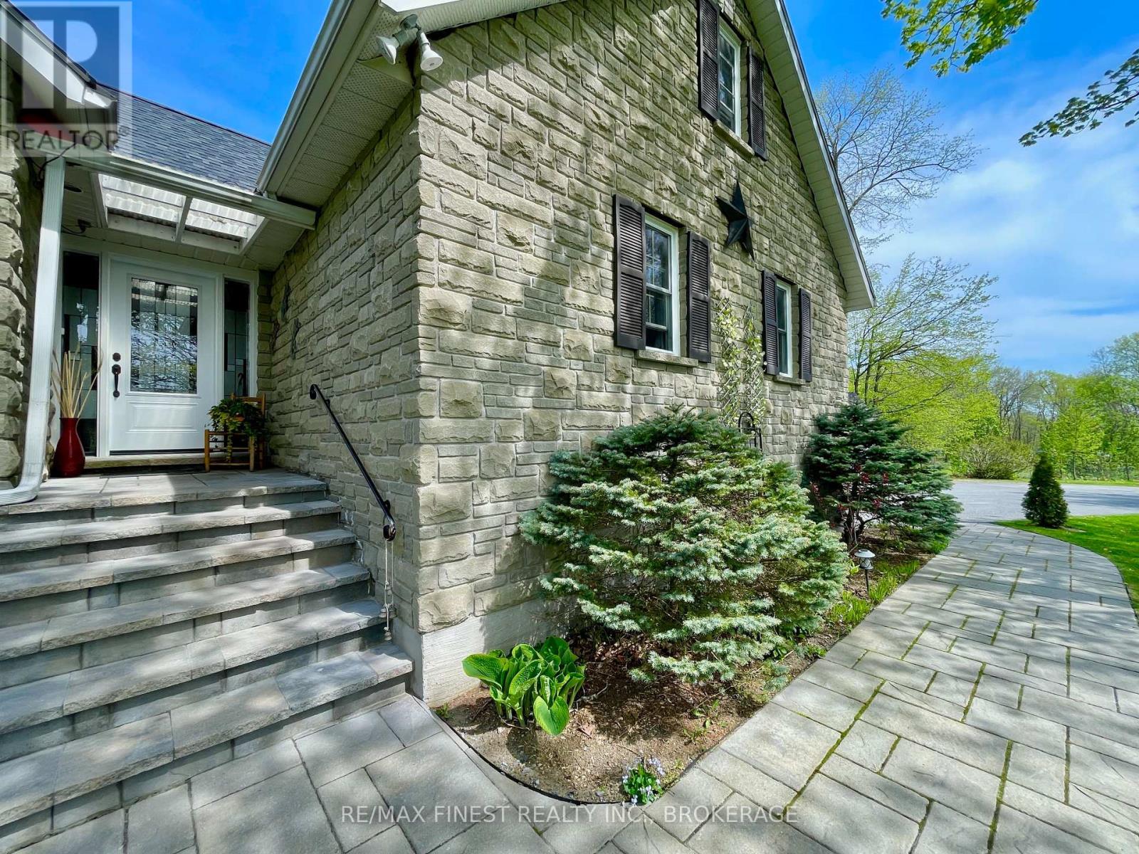 1226 RUTLEDGE ROAD