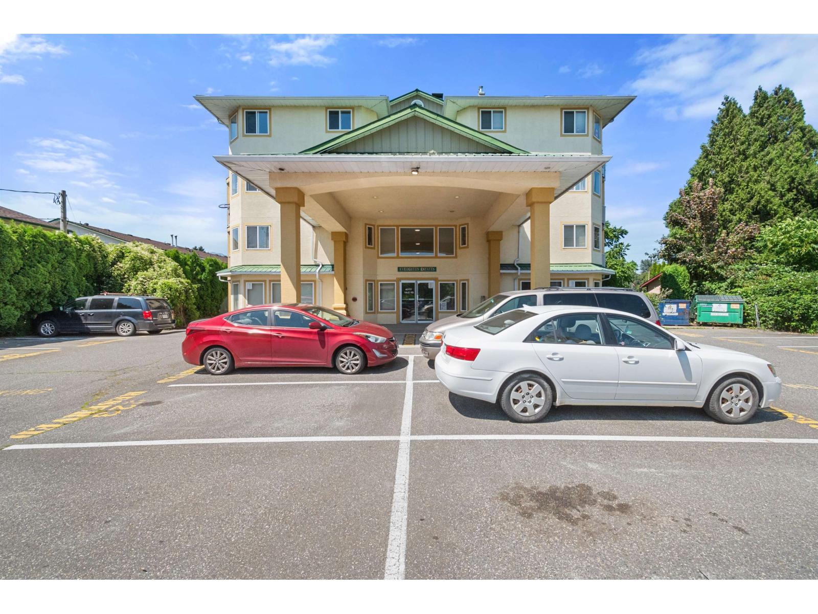 401 46777 YALE ROAD|Chilliwack Proper East