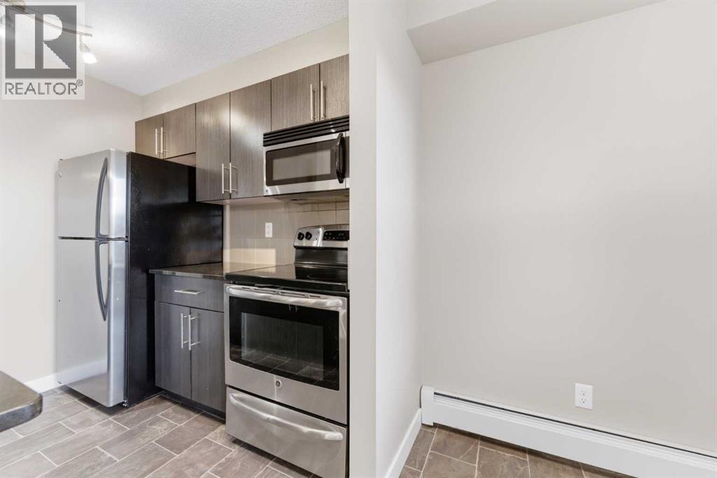 2302, 625 Glenbow Drive