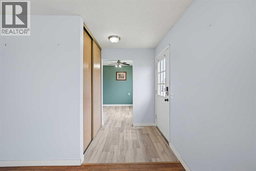 128 Ridgegate Way SW