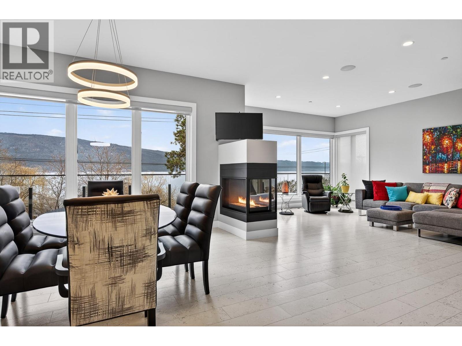 11537 Okanagan Centre Road W