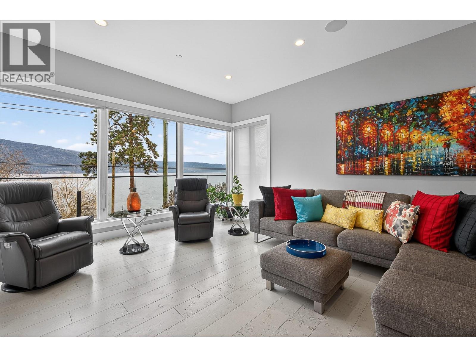 11537 Okanagan Centre Road W