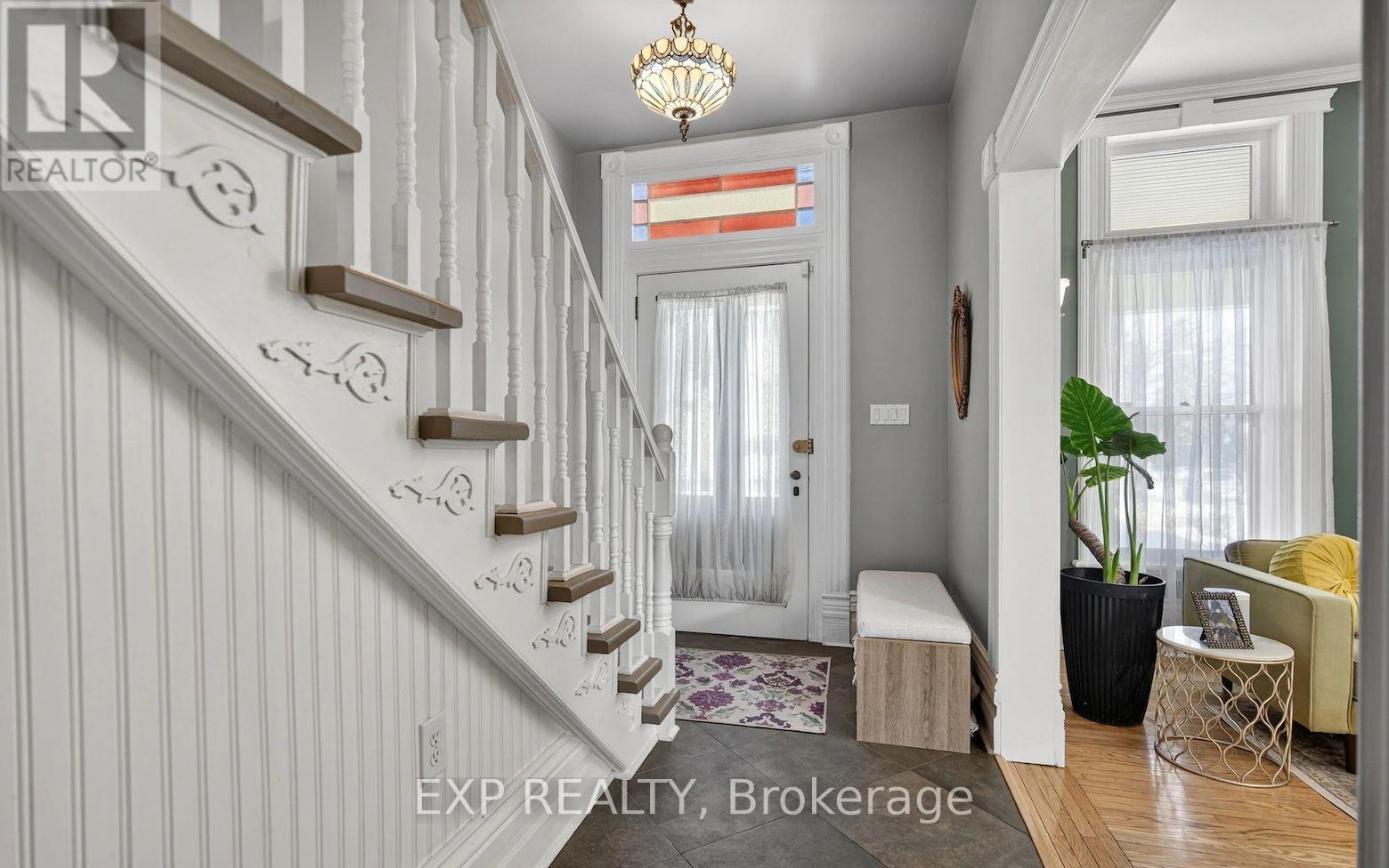 307 RIDOUT STREET S