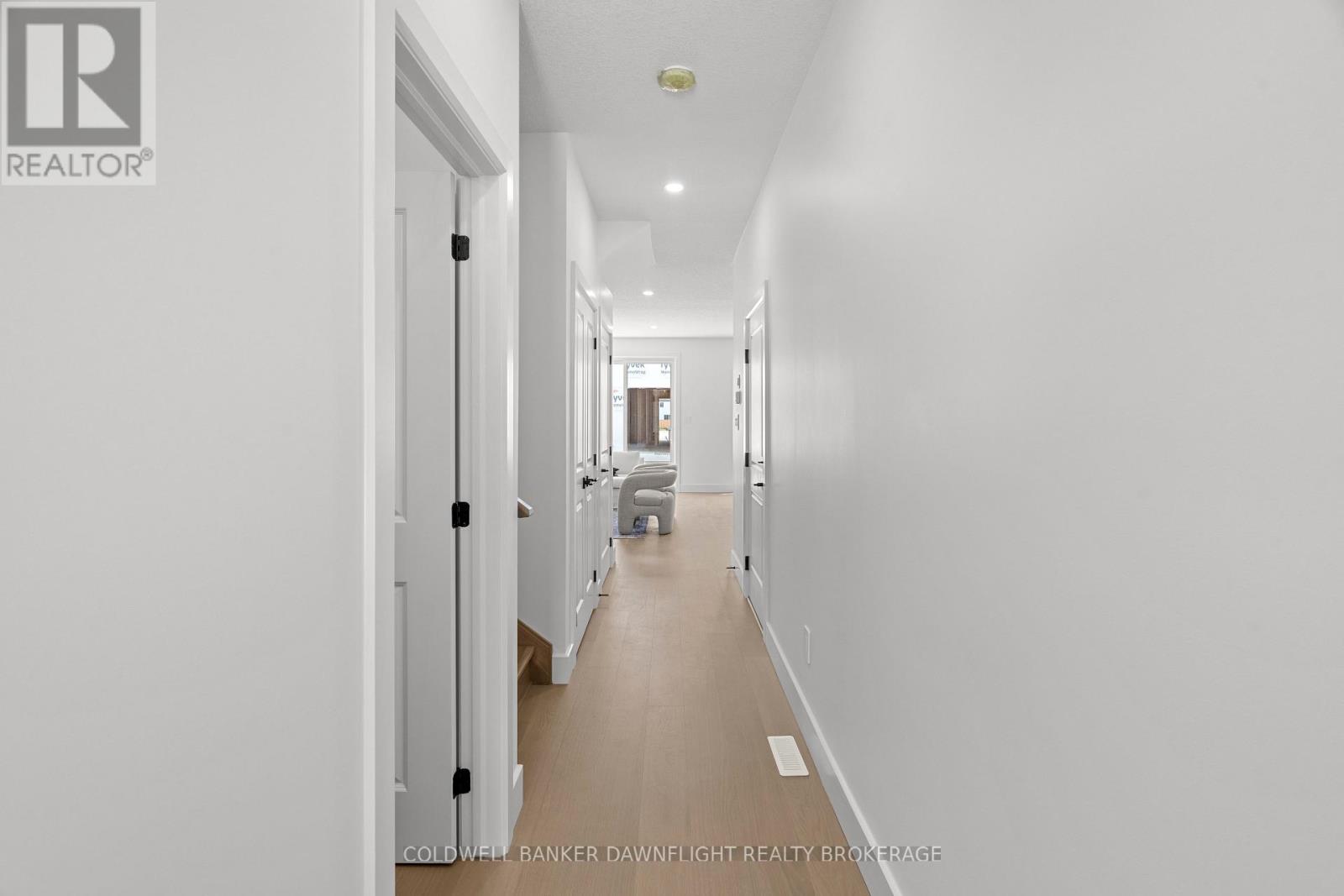 17 - 147 SCOTTS DRIVE