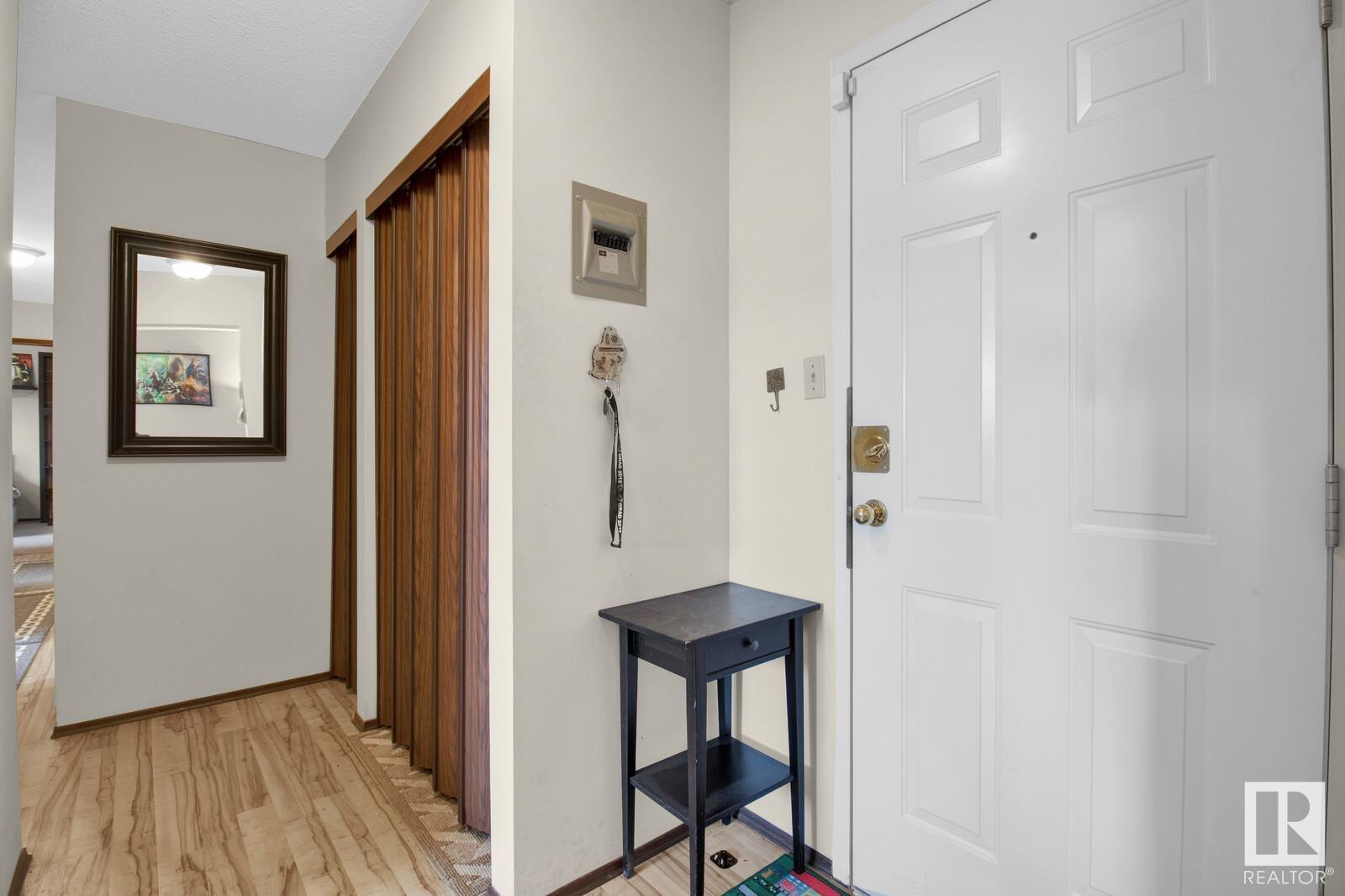 #302, 10320 113 ST NW