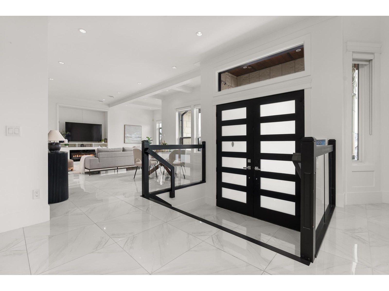 11376 ROYAL CRESCENT