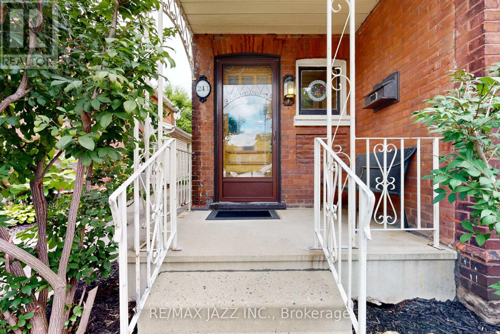 243 BRANT AVENUE