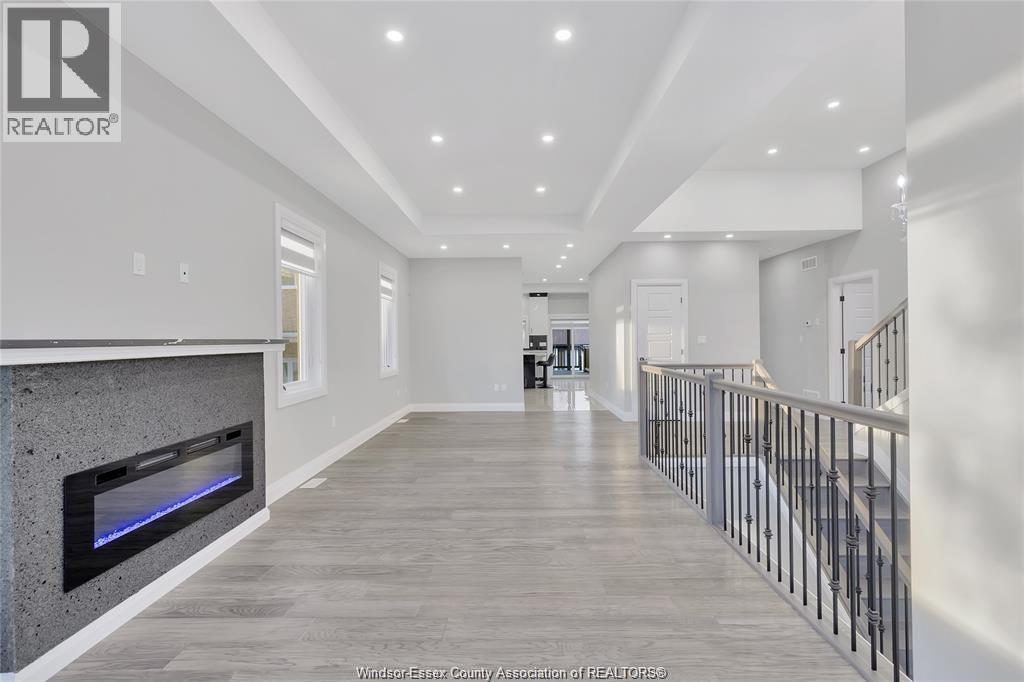 1320 GRAND MARAIS ROAD East