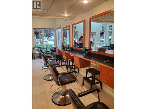 920 16TH STREET North Vancouver BC V0V0V0