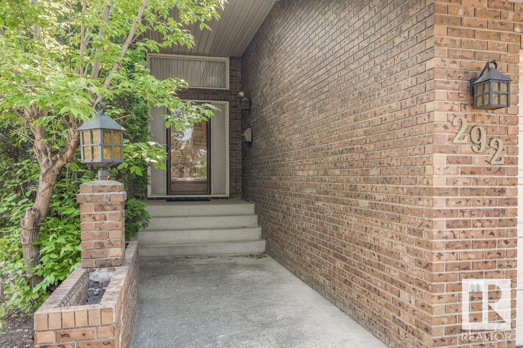 292 RHATIGAN RD W NW