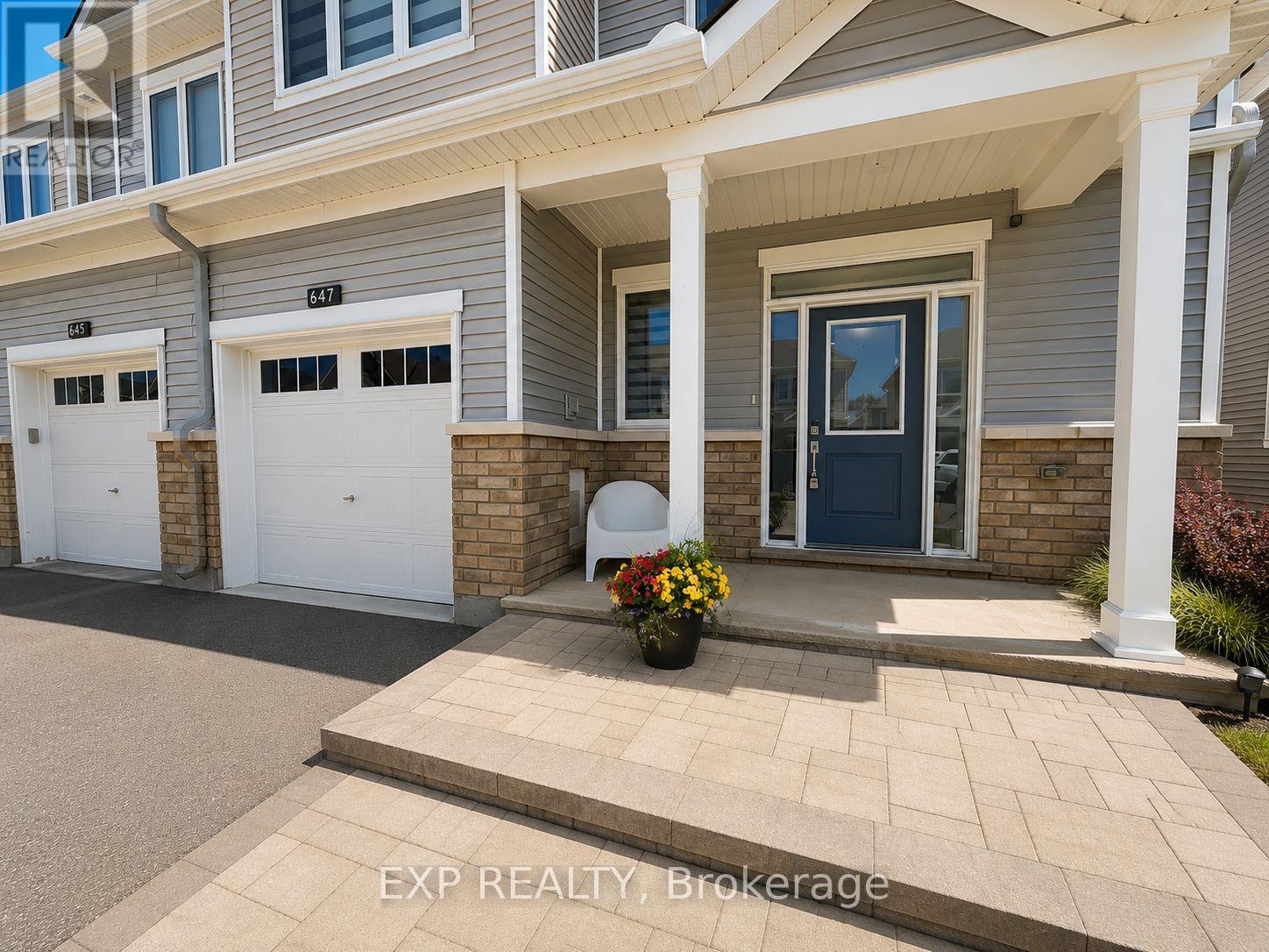 647 CREVIER WALK