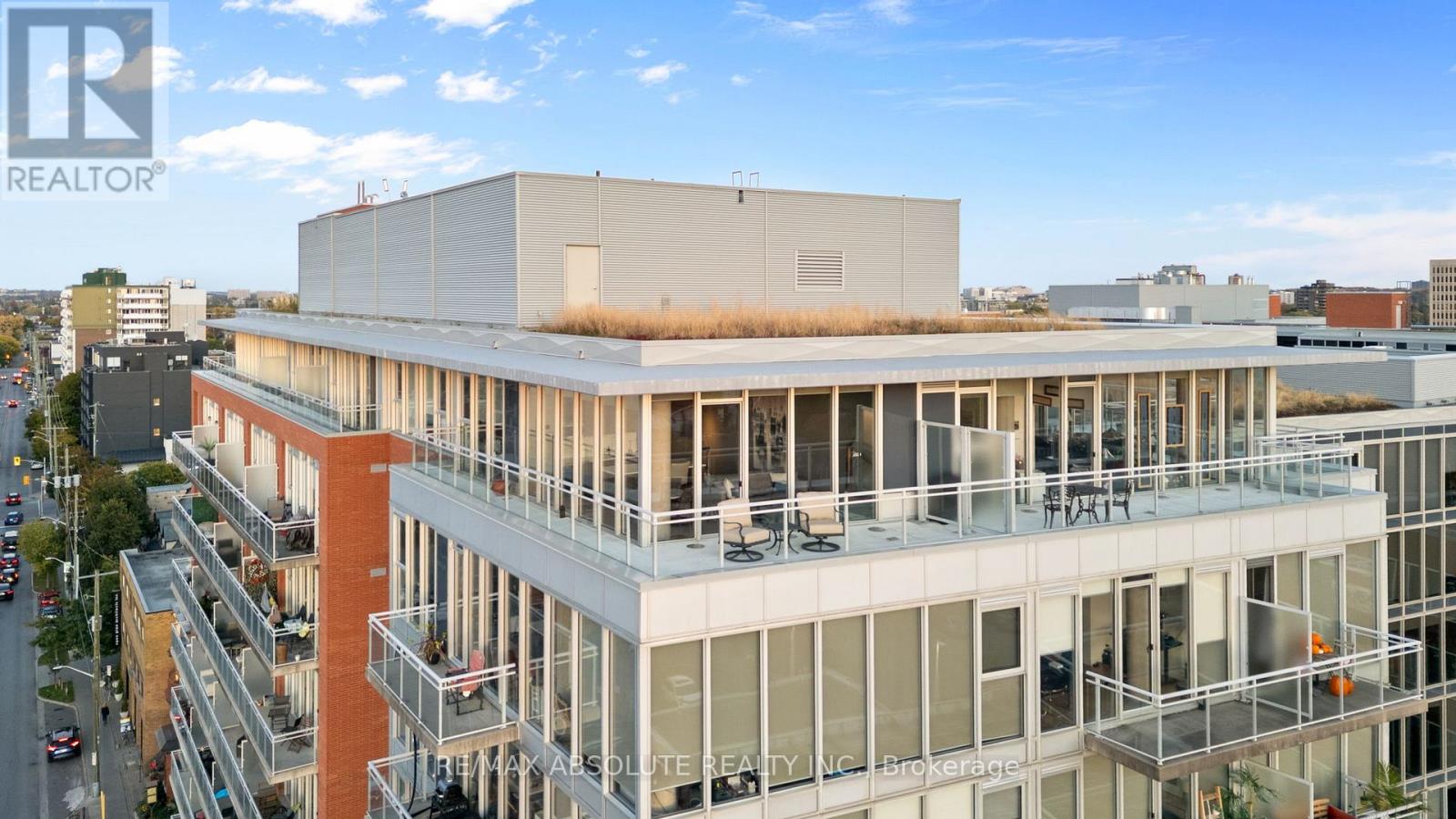 906 - 354 GLADSTONE AVENUE