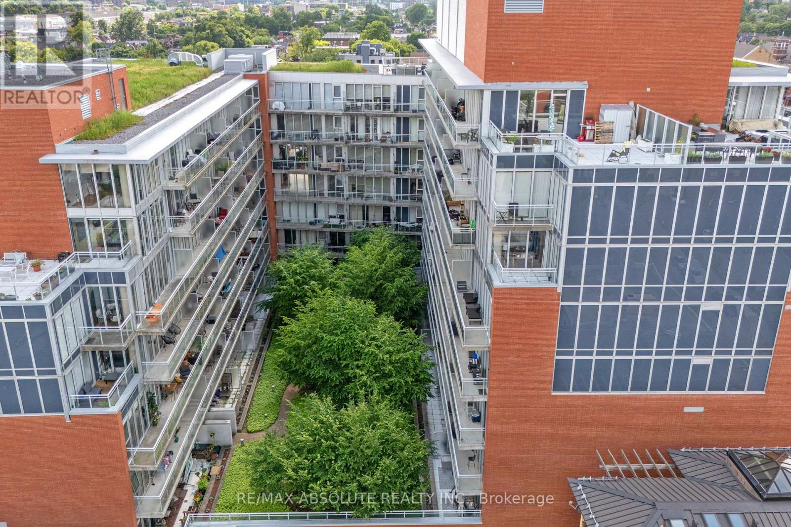 906 - 354 GLADSTONE AVENUE