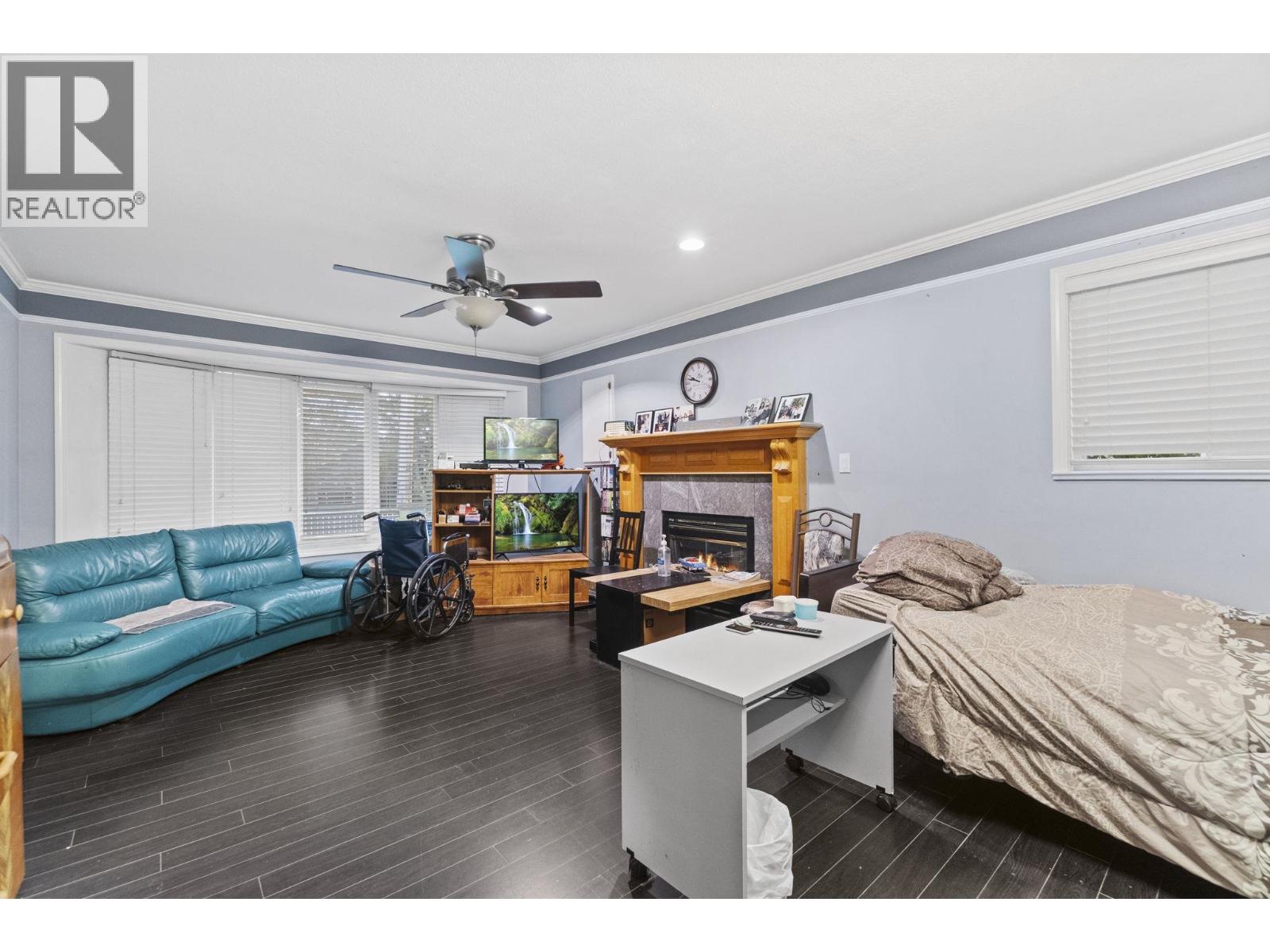 1405 EDINBURGH STREET