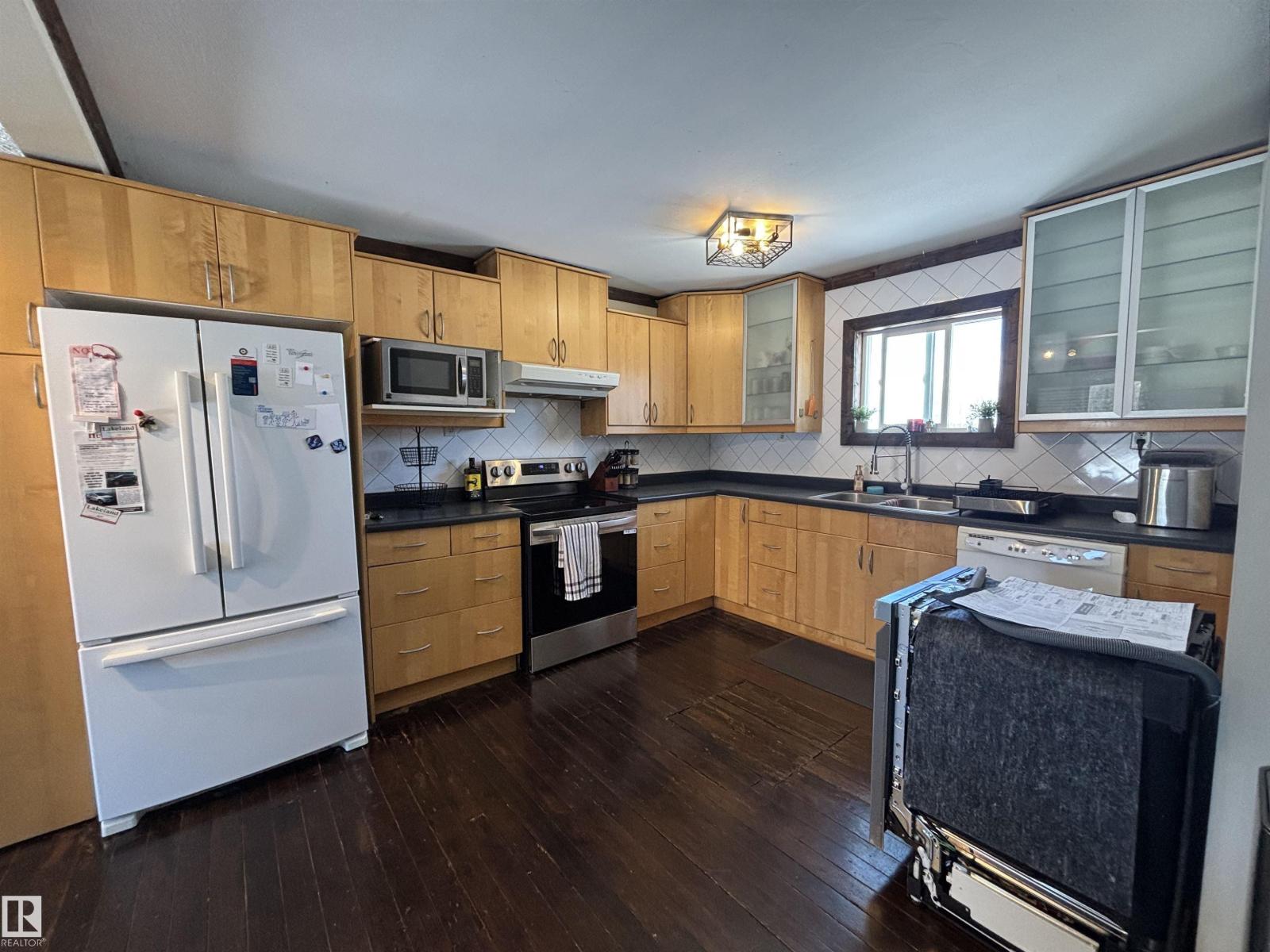 #19 23422 TWP ROAD 582