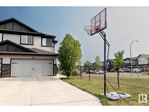 87 Avebury CO Sherwood Park AB T8H0Z3