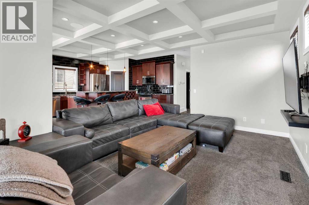 180 Kincora Drive NW