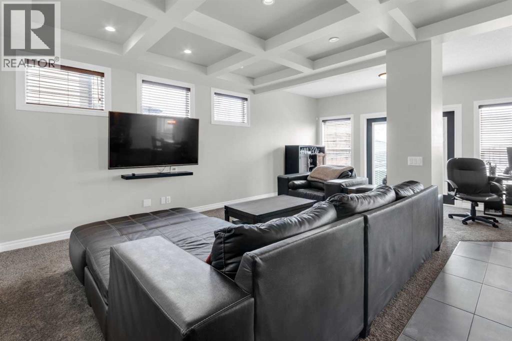 180 Kincora Drive NW