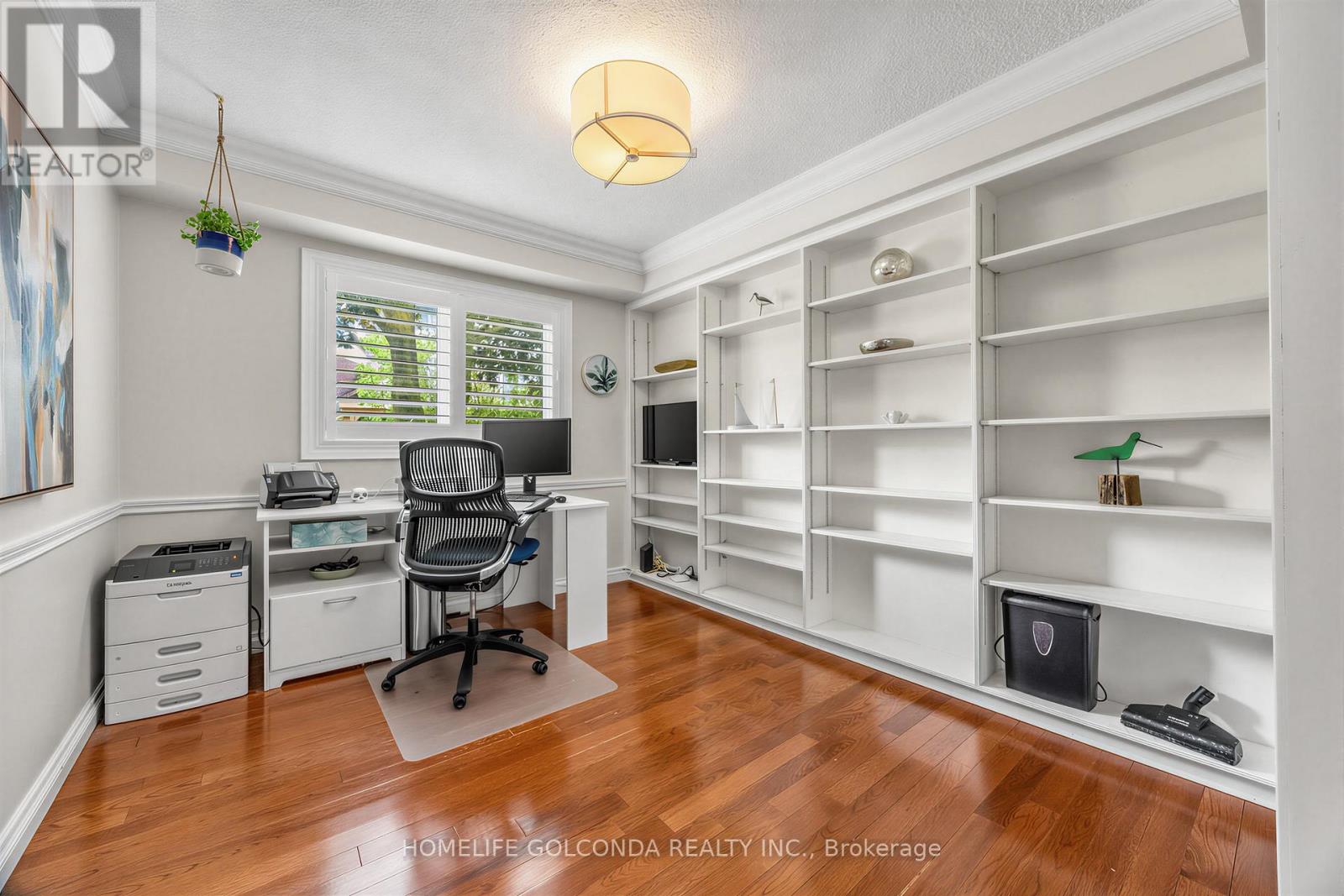 416 VICTOR COURT