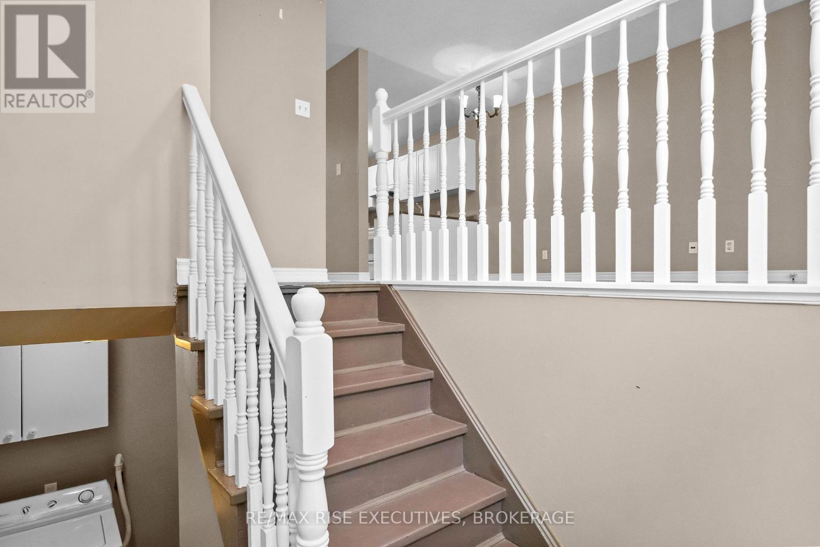 484 GRANDTRUNK AVENUE
