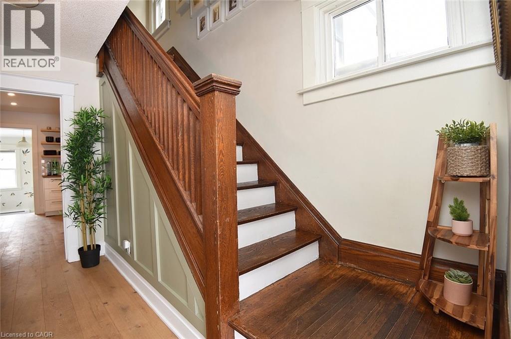 24 FITZGERALD Street