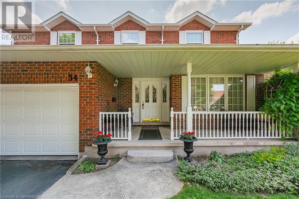 34 GOWINLOCK Court