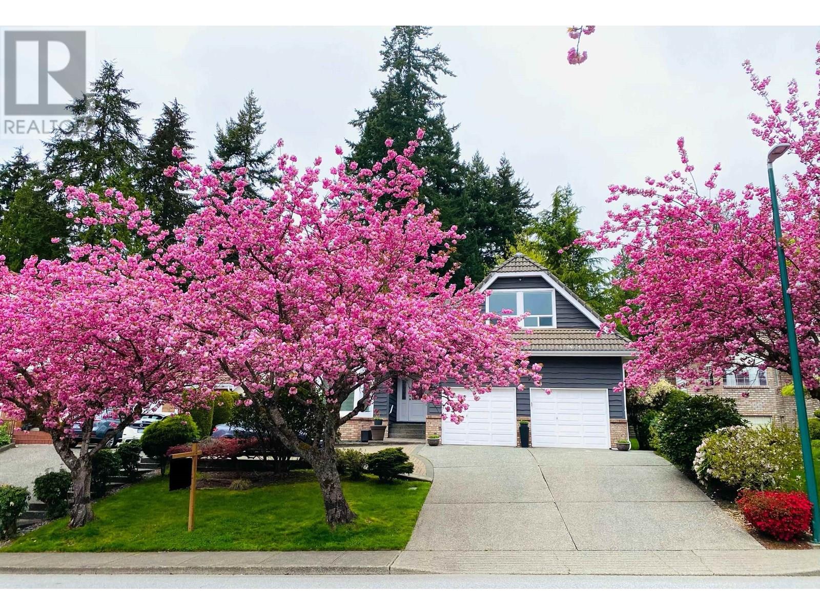 2443 LECLAIR DRIVE