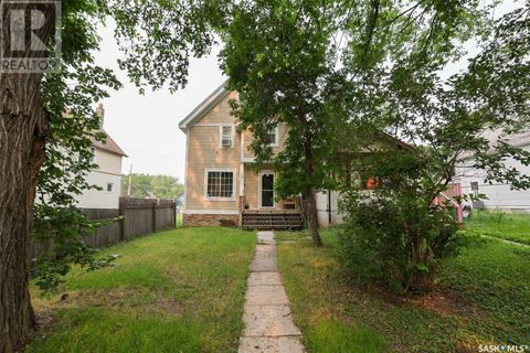 1550 Robinson STREET Regina SK S4T2N8