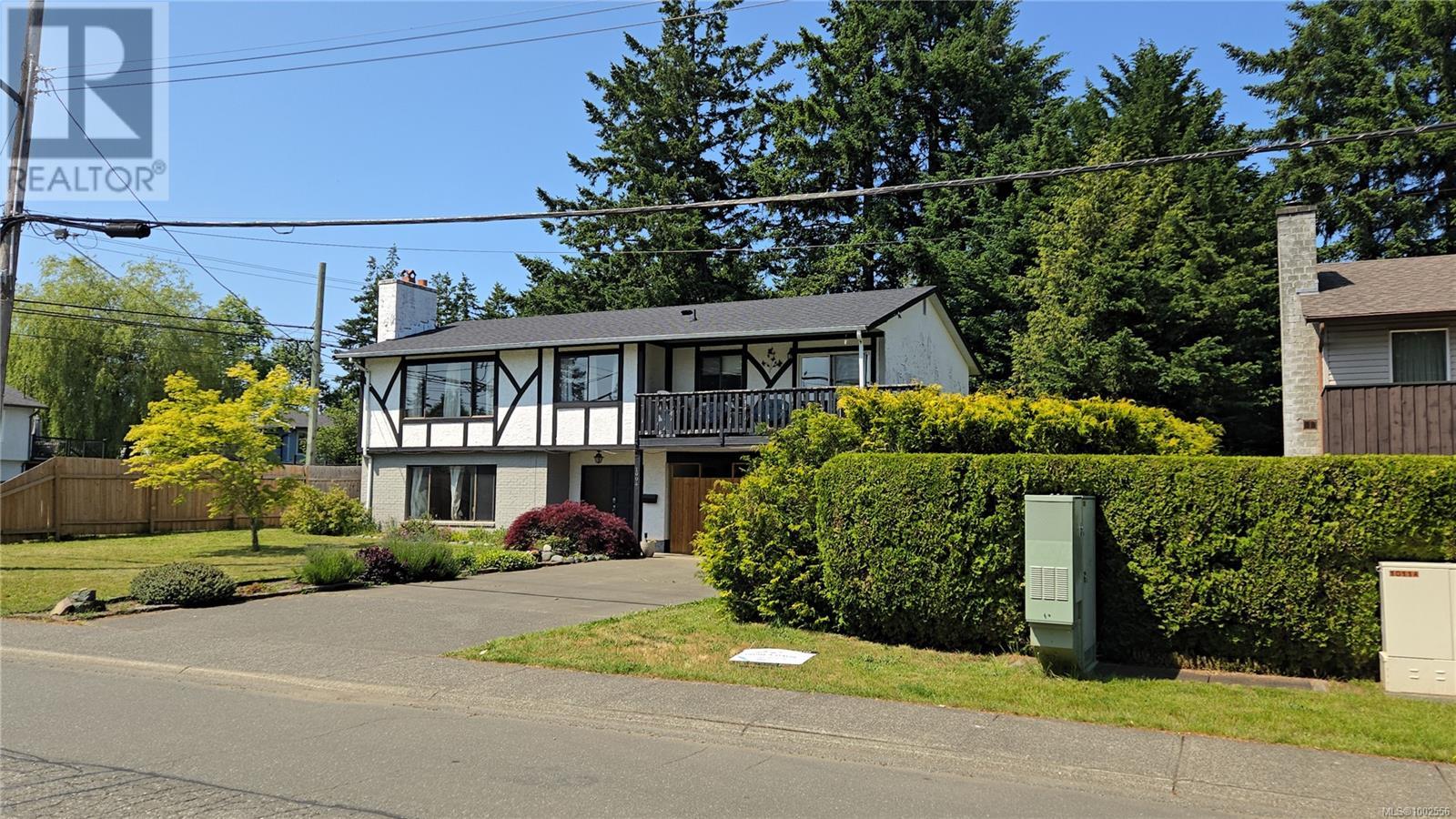 1994 Bolt Ave