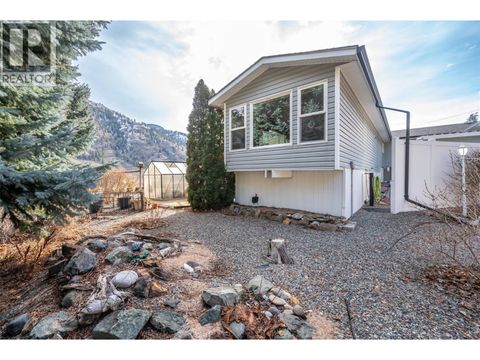 1292 Highway 3A Unit# 30 Keremeos BC V0X1N4