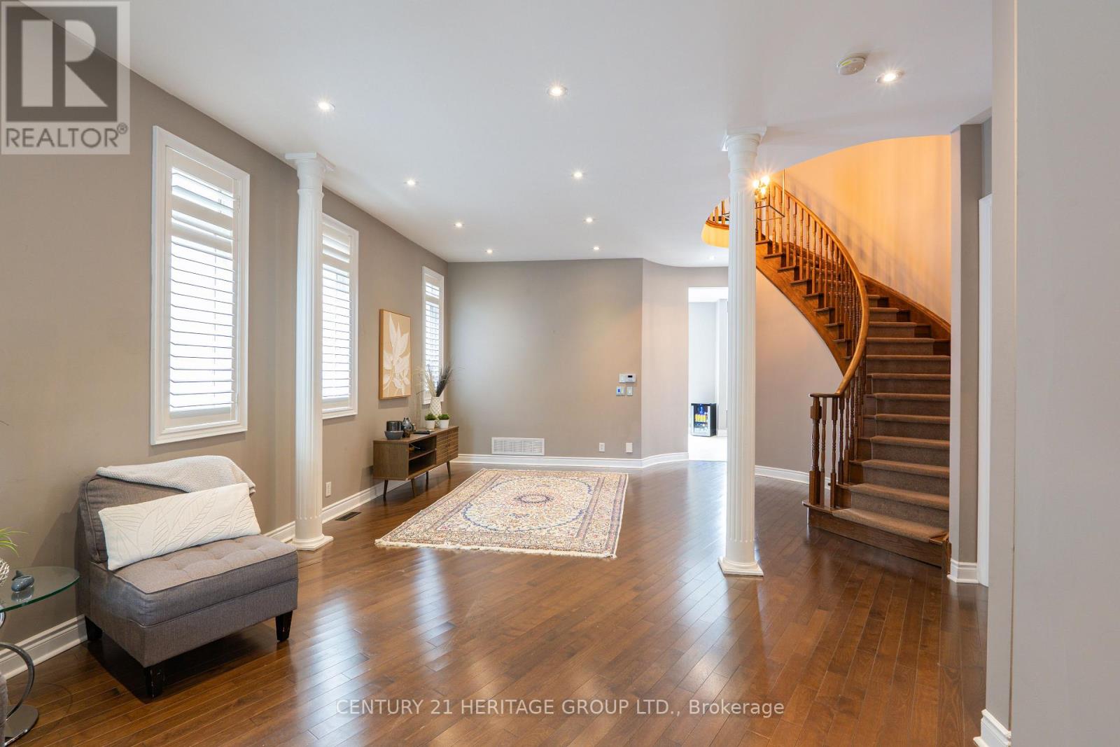 20 ALTUS PARK DRIVE