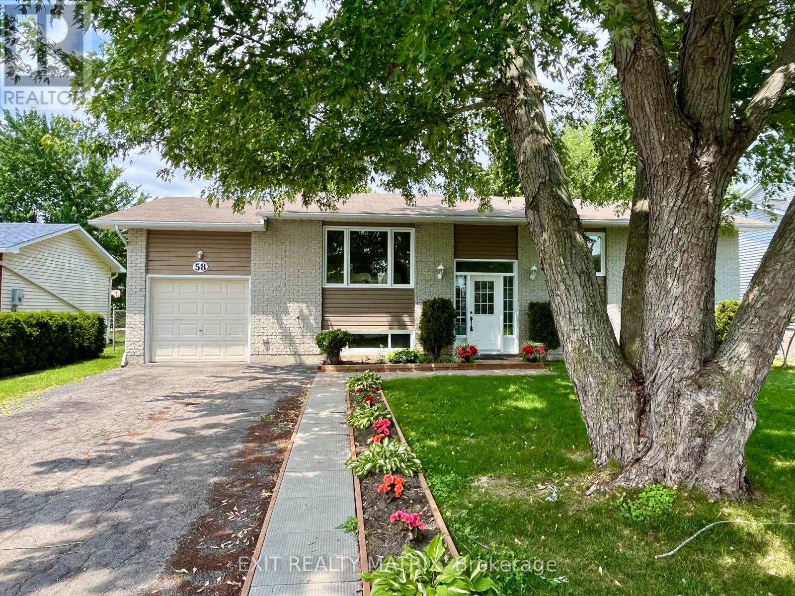 58 CASTLEBEAU STREET