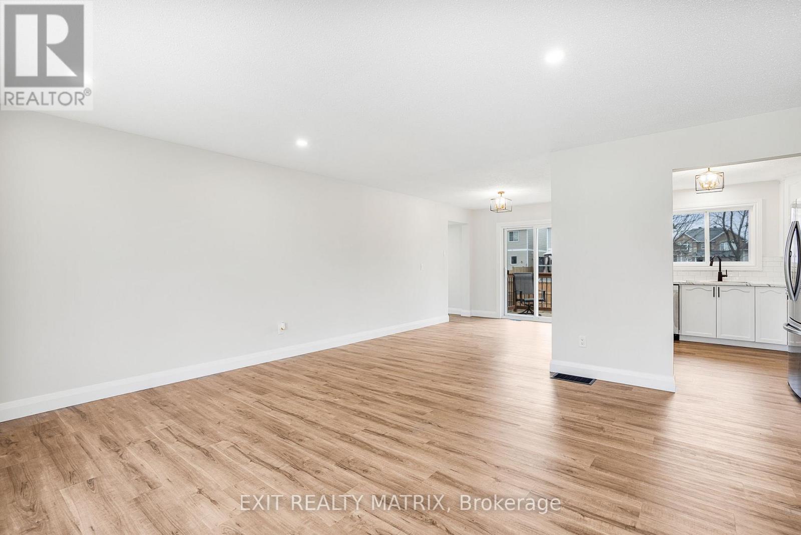 58 CASTLEBEAU STREET