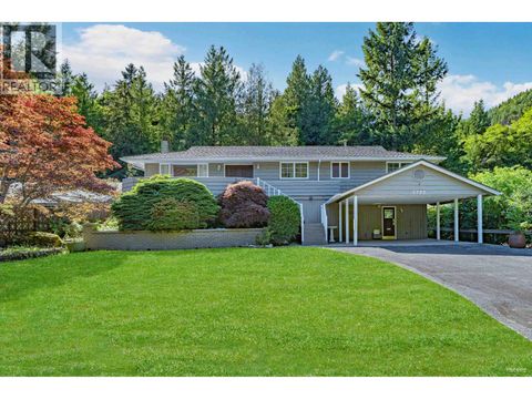 5725 CRANLEY DRIVE West Vancouver BC V7V4B3