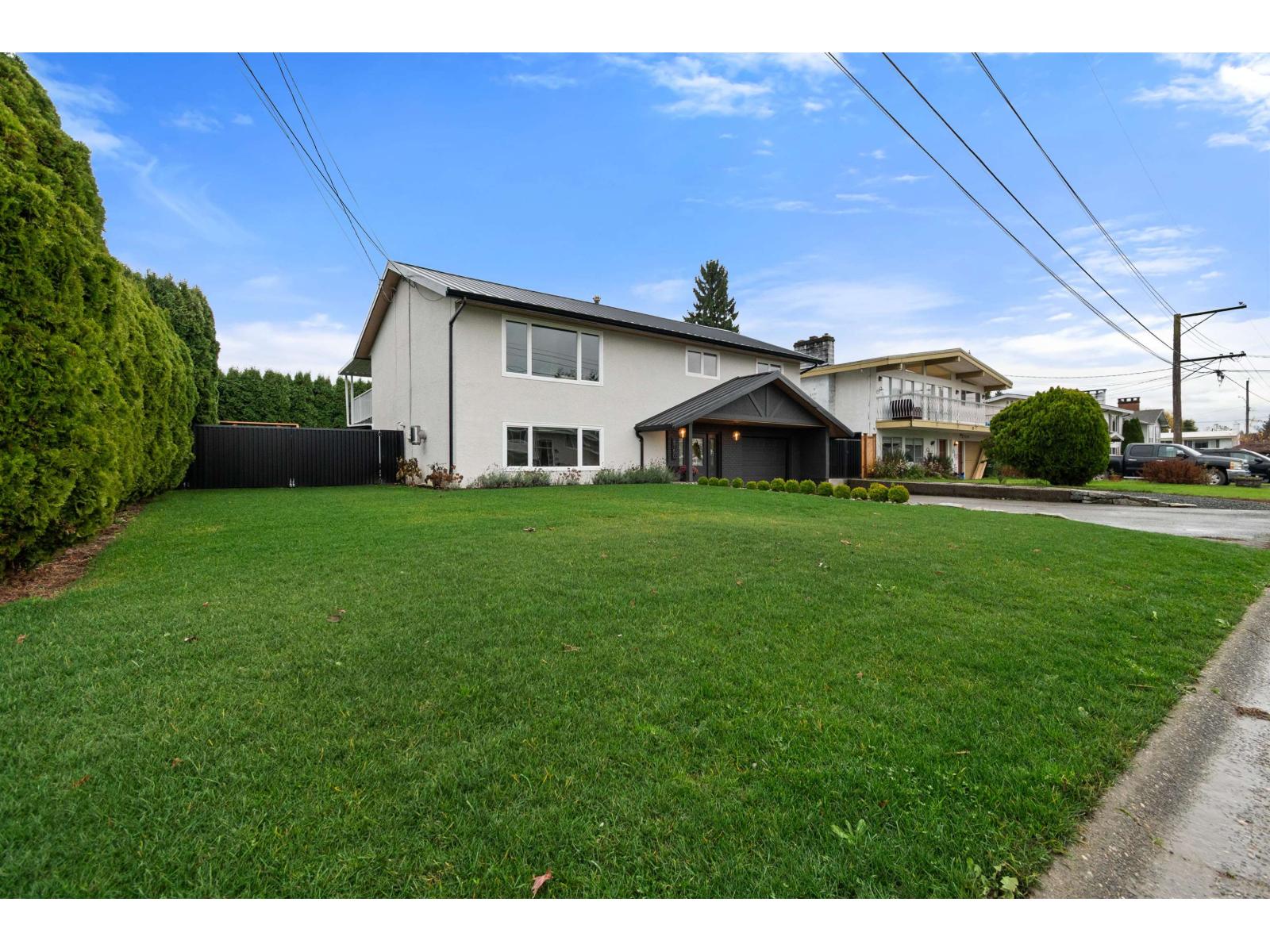 8750 BUTCHART STREET|Chilliwack Proper South