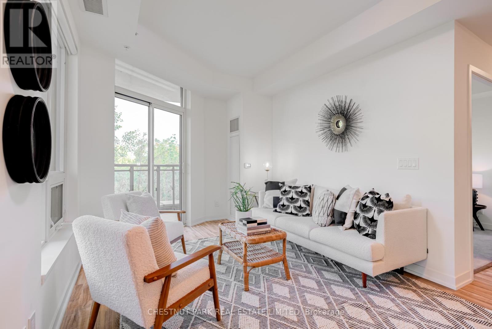 205 - 840 QUEENS PLATE DRIVE